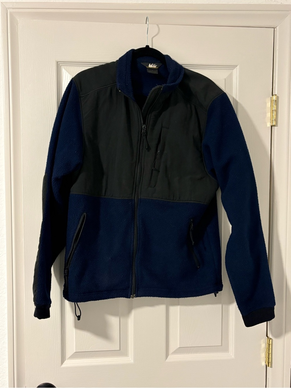 REI Fleece Colorblock Jacket Pockets Zippers Full Zip Activewear Hiking Size L